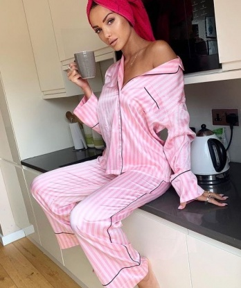 Анкета проститутки Александра - город Мелеуз, 23 года, №12645